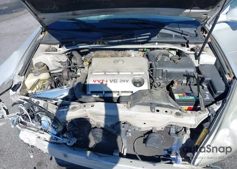 2002 Lexus Es 300 Base (A4) from USA, damaged, VIN JTHBF30G420087053